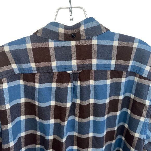 L.L. Bean Men's Scotch Plaid Flannel Shirt, Slightly Fitted - Picture 5 of 6